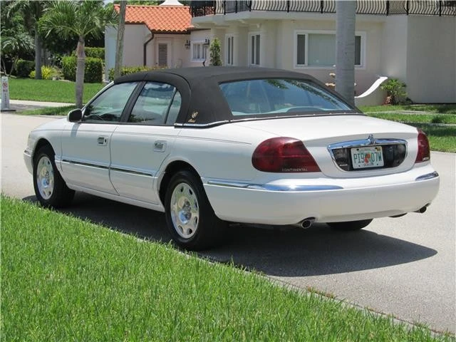 1998 Lincoln Continental 9th Gen - Image 7 of 12