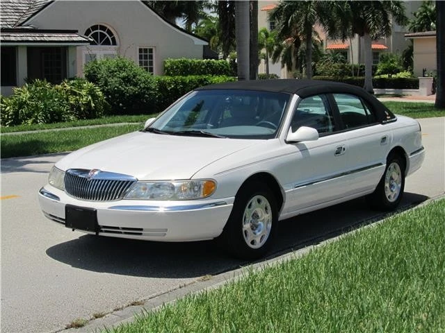 1998 Lincoln Continental 9th Gen - Image 10 of 12