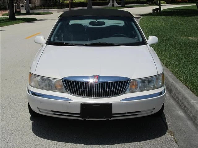 1998 Lincoln Continental 9th Gen - Image 11 of 12