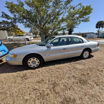 1998 Lincoln Continental Sedan 4D