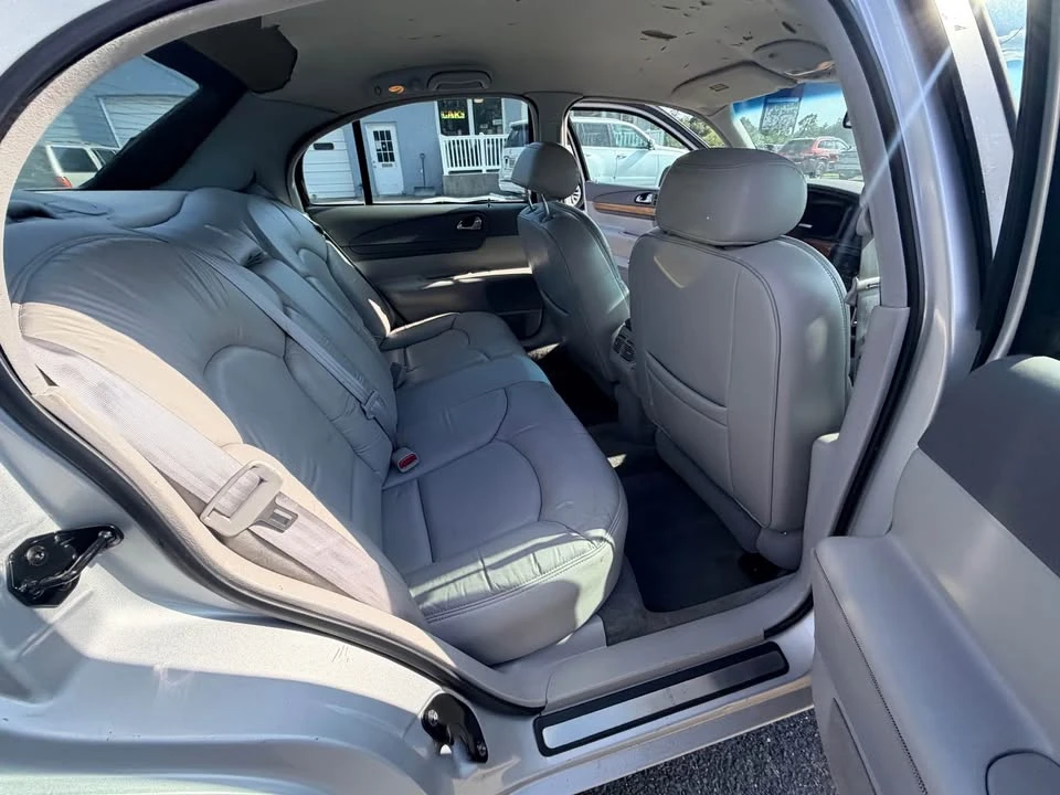 1998 Lincoln Continental 9th Gen - Image 9 of 15