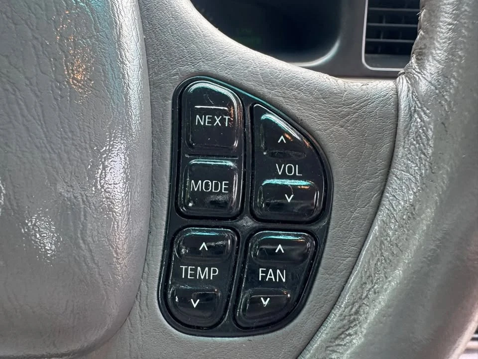 1998 Lincoln Continental 9th Gen - Image 17 of 19
