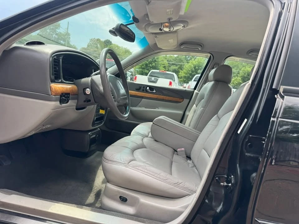 1998 Lincoln Continental 9th Gen - Image 9 of 19