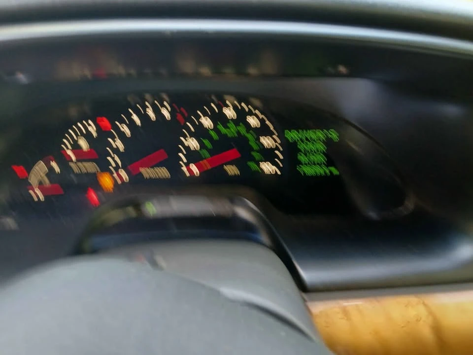1998 Lincoln Continental 9th Gen - Image 8 of 8
