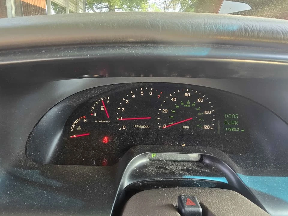 1998 Lincoln Continental 9th Gen - Image 4 of 4