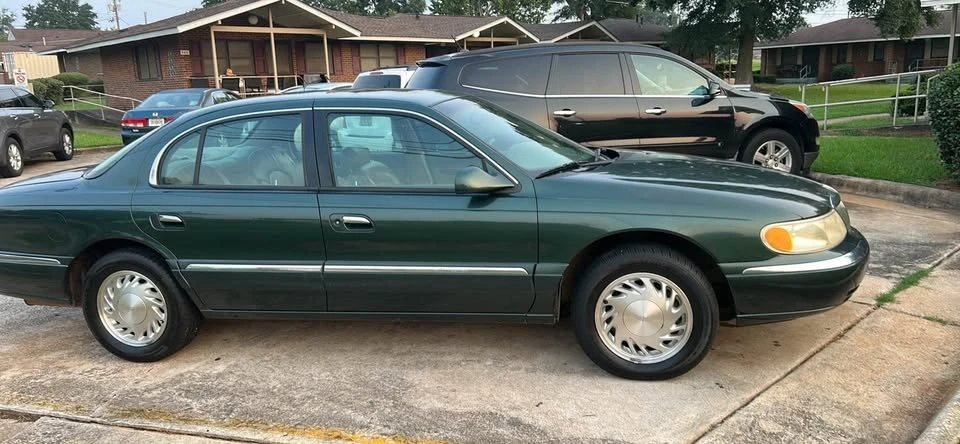 1998 Lincoln Continental 9th Gen - Image 4 of 6