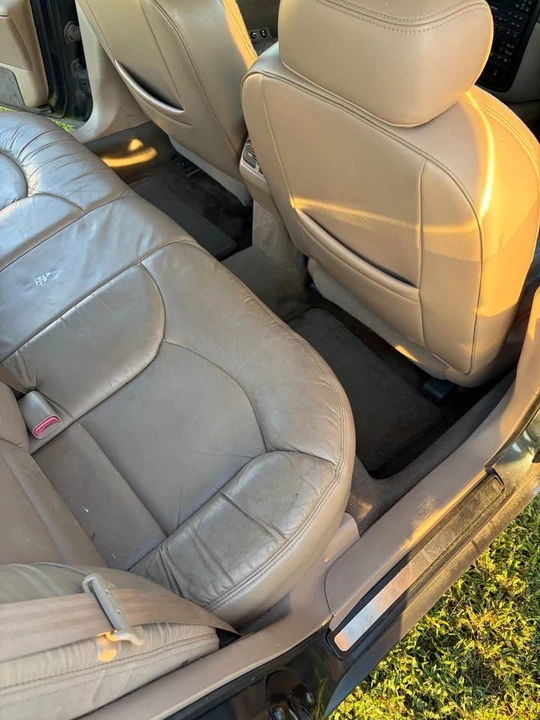 1998 Lincoln Continental 9th Gen - Image 9 of 12
