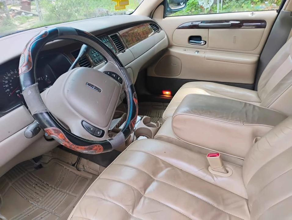 1998 Lincoln Continental 9th Gen - Image 6 of 7