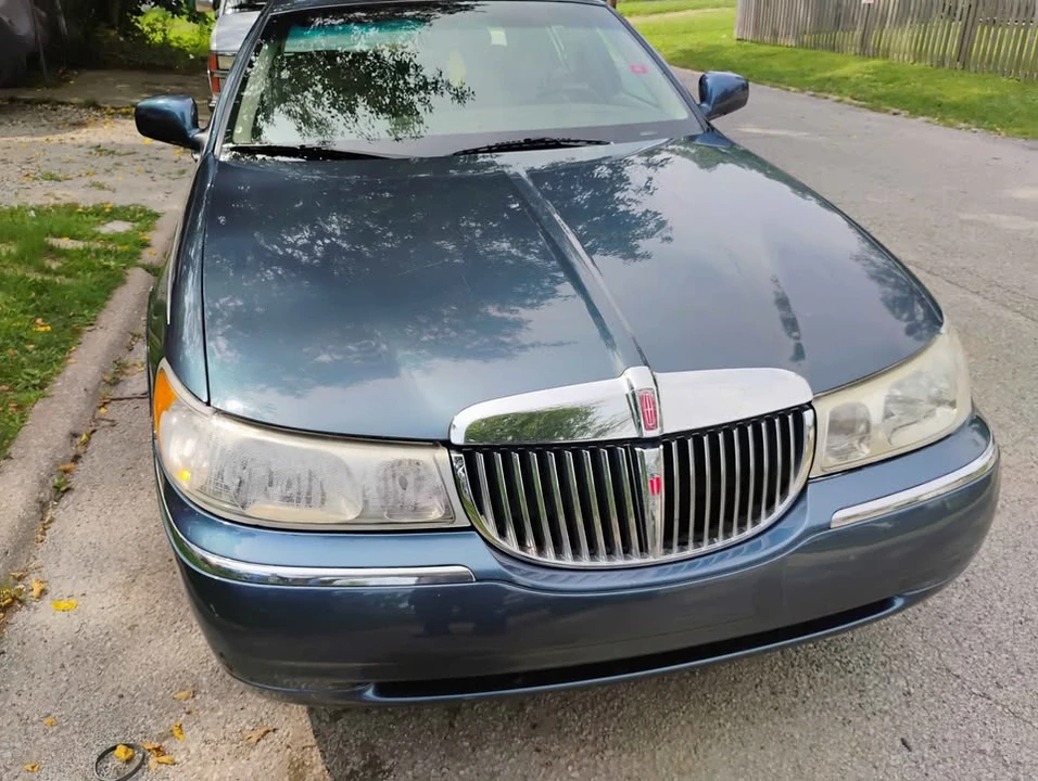 1998 Lincoln Continental 9th Gen - Image 3 of 7