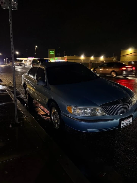 1998 Lincoln Continental 9th Gen - Image 5 of 5