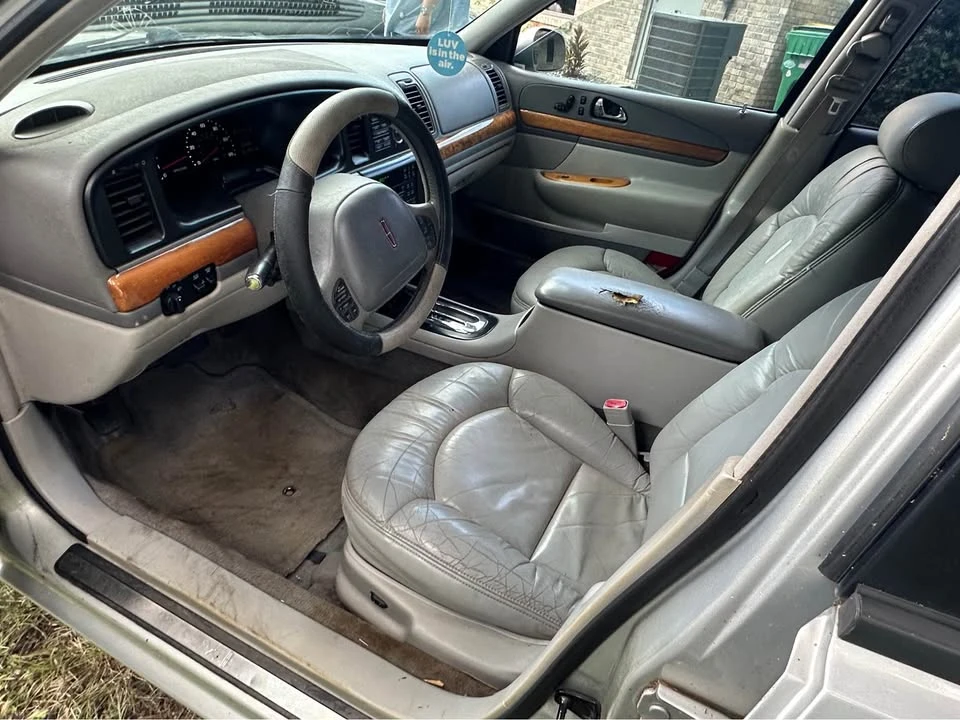 1998 Lincoln Continental 9th Gen - Image 3 of 5