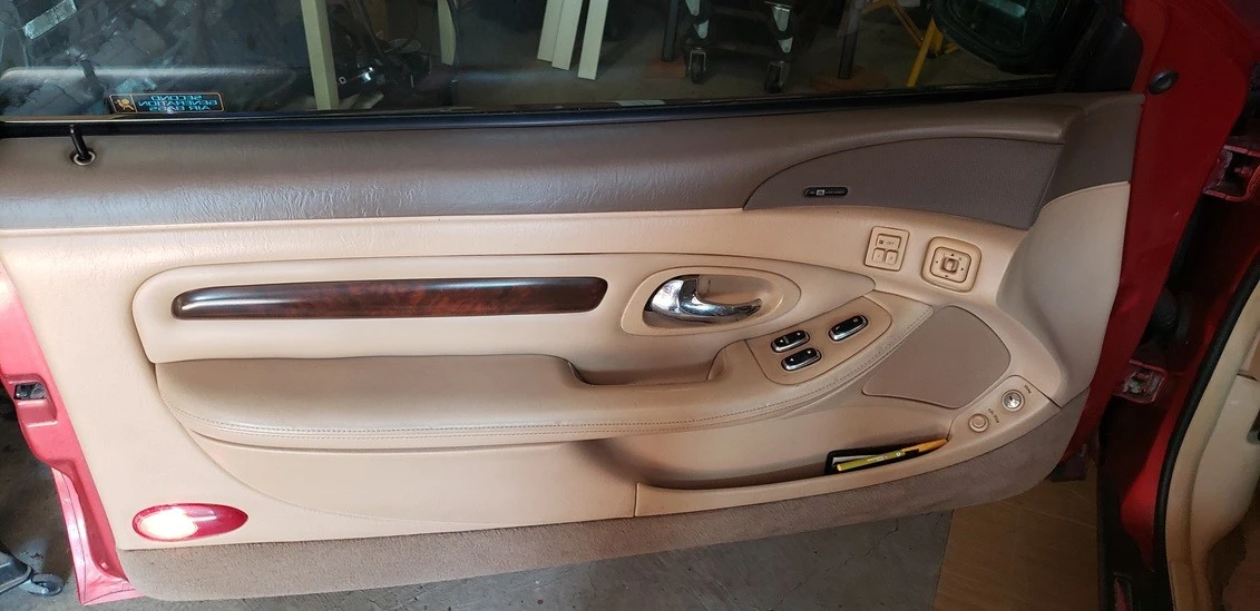 1998 Lincoln Continental Mark VIII - Image 28 of 31