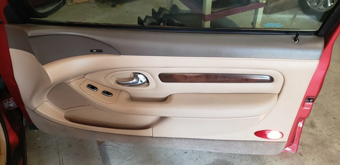 1998 Lincoln Continental Mark VIII - Image 24 of 31