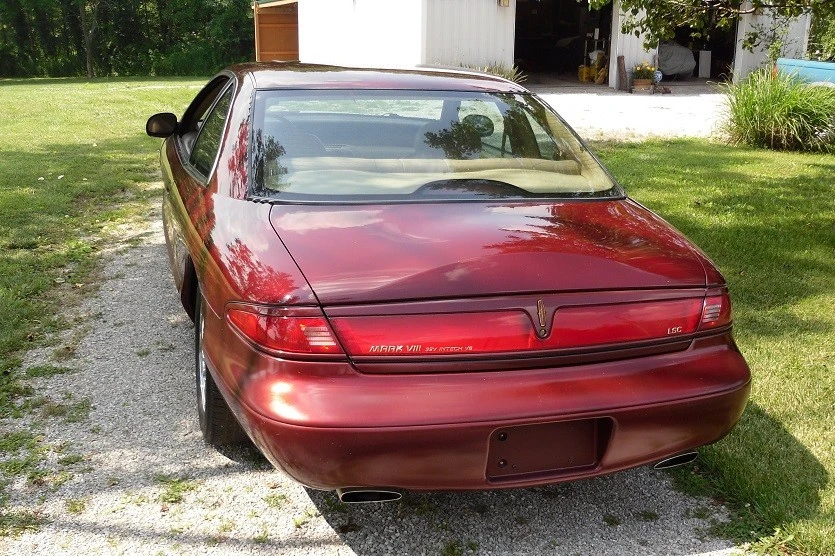 1998 Lincoln Continental Mark VIII - Image 10 of 31
