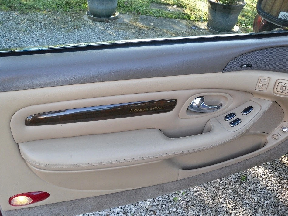 1998 Lincoln Continental Mark VIII - Image 21 of 31