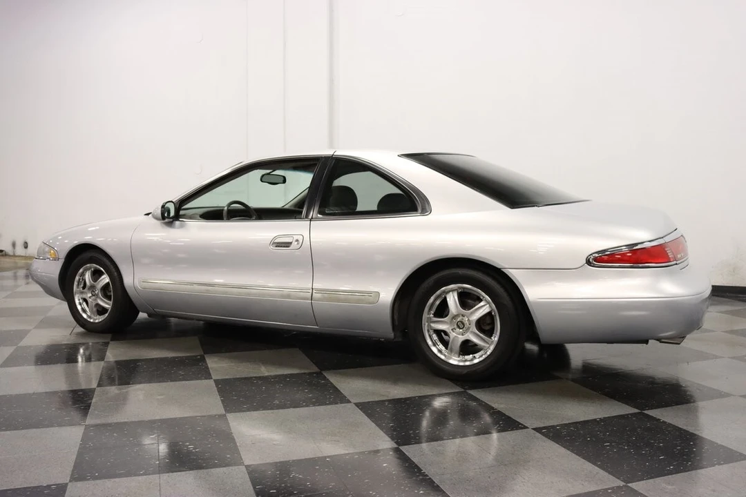 1998 Lincoln Continental Mark VIII - Image 9 of 12