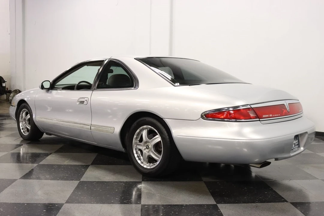 1998 Lincoln Continental Mark VIII - Image 10 of 12