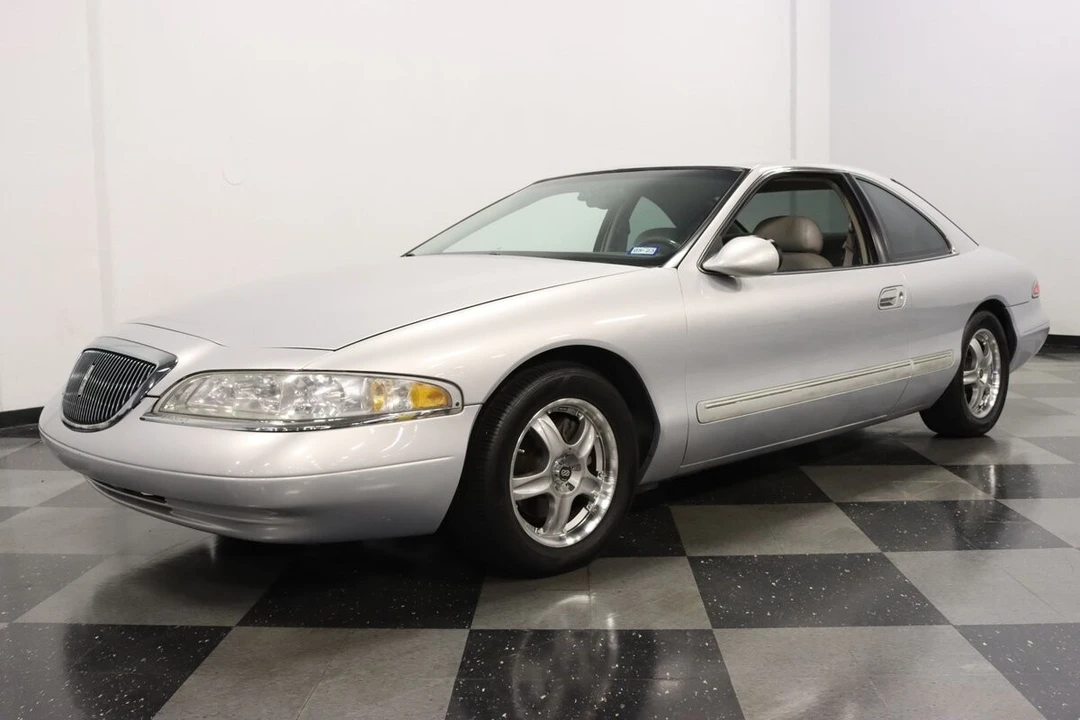 1998 Lincoln Continental Mark VIII - Image 6 of 12