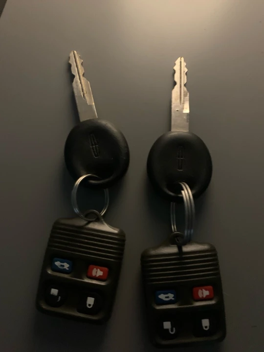 1998 Lincoln Continental Mark VIII - Image 13 of 21