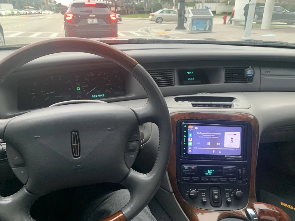 1998 Lincoln Continental Mark VIII - Image 12 of 21