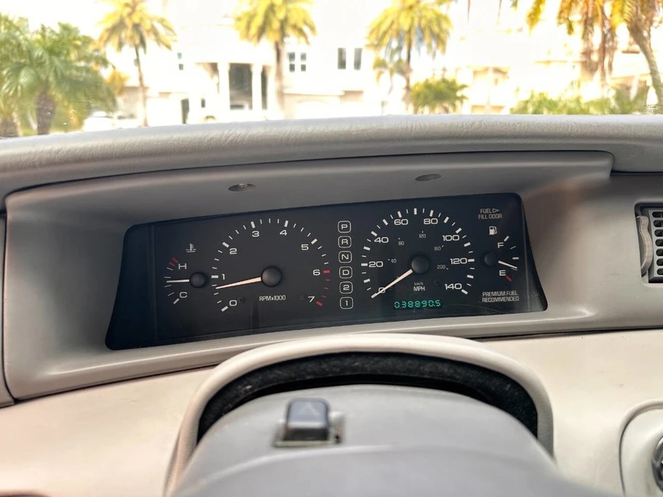 1998 Lincoln Continental Mark VIII - Image 16 of 21