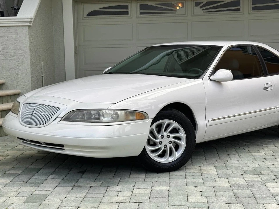 1998 Lincoln Continental Mark VIII - Image 2 of 21