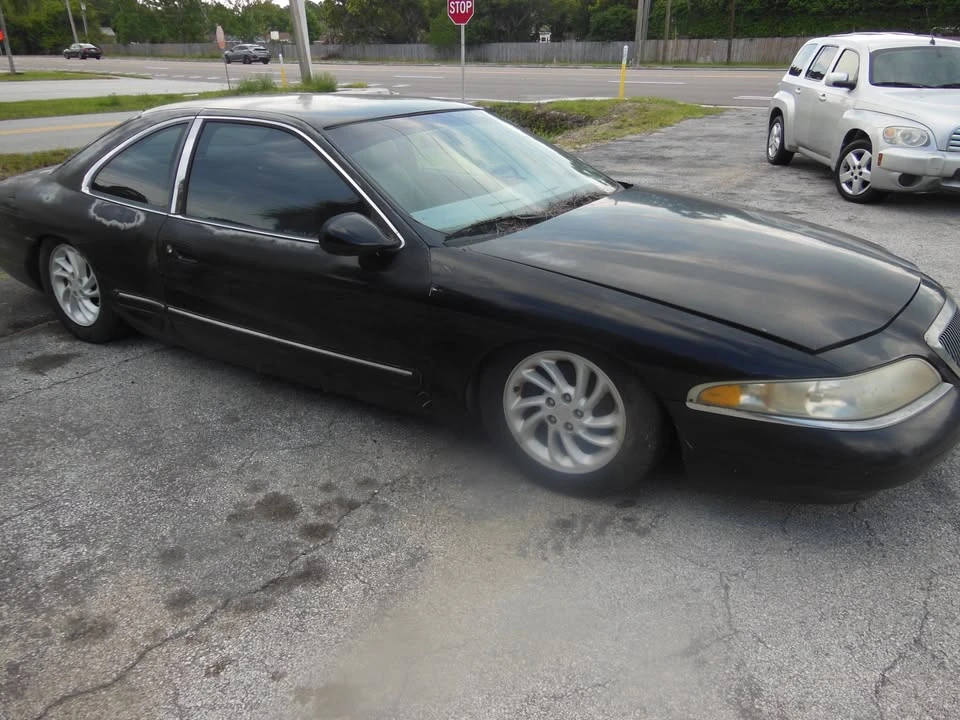 1998 Lincoln Continental Mark VIII - Image 2 of 10
