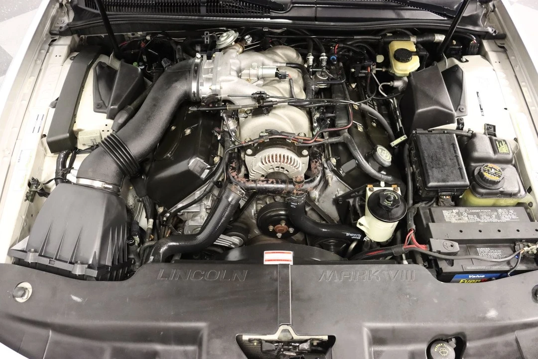 1998 Lincoln Continental Mark VIII - Image 3 of 12