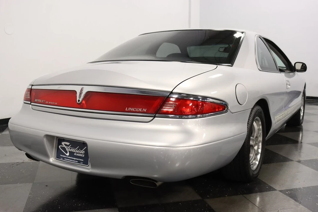 1998 Lincoln Continental Mark VIII - Image 12 of 12