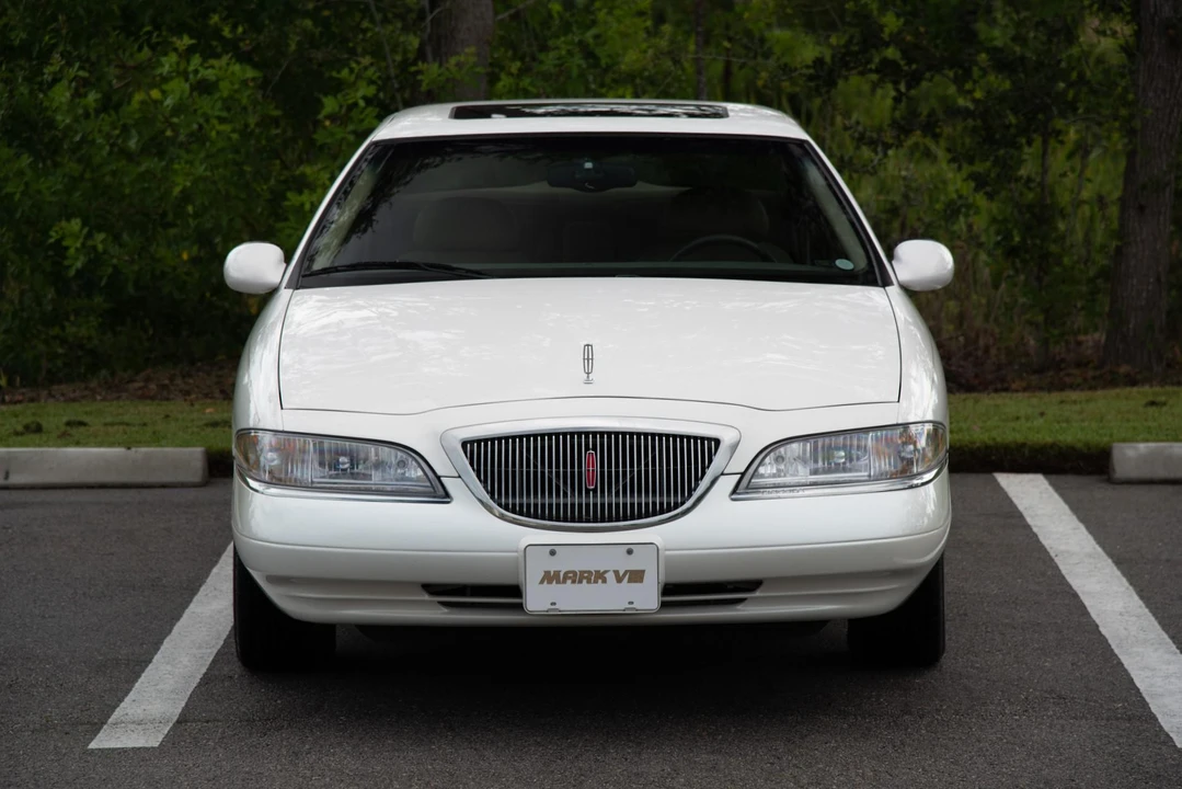 1998 Lincoln Continental Mark VIII - Image 7 of 31