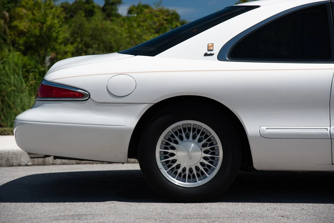 1998 Lincoln Continental Mark VIII - Image 31 of 31