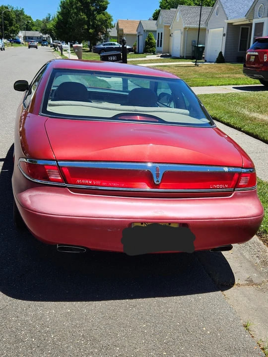 1998 Lincoln Continental Mark VIII - Image 11 of 13