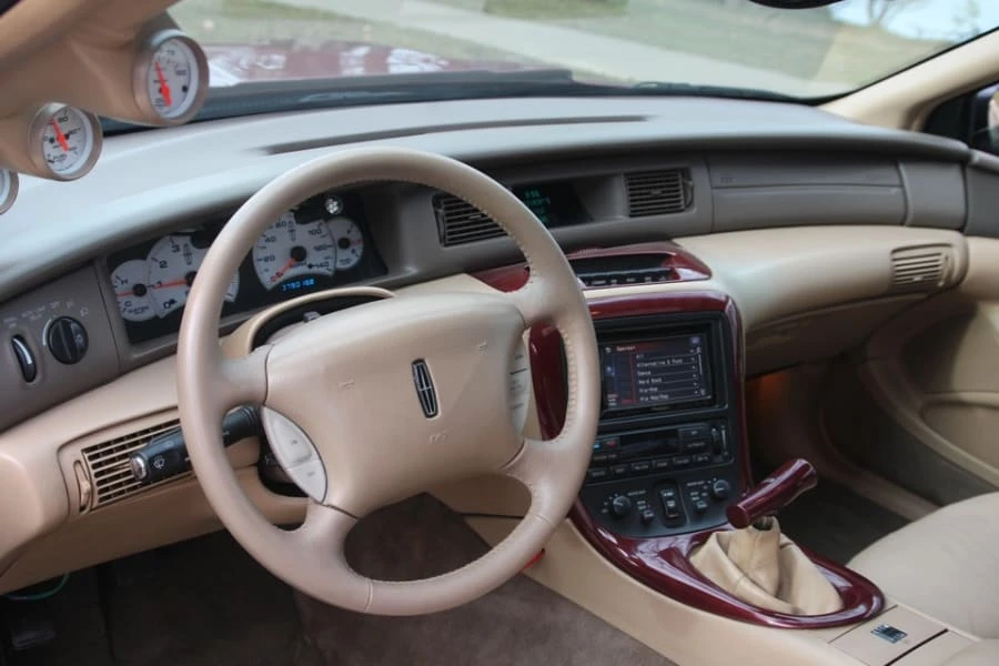 1998 Lincoln Continental Mark VIII - Image 5 of 12
