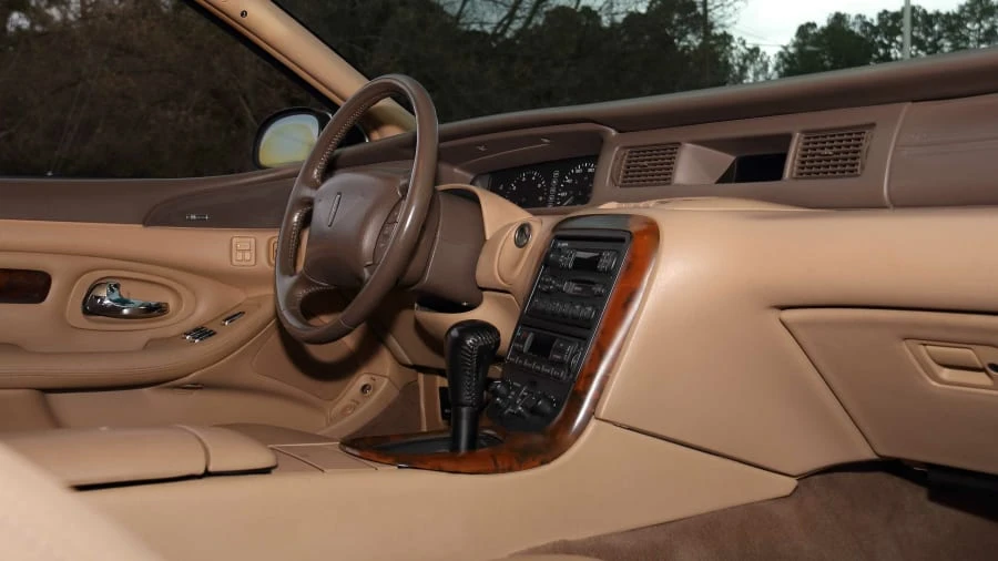 1998 Lincoln Continental Mark VIII - Image 15 of 19