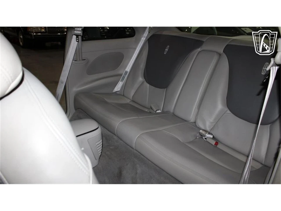 1998 Lincoln Continental Mark VIII - Image 3 of 31