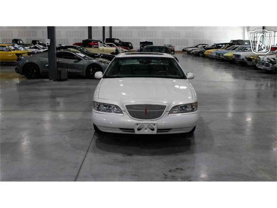 1998 Lincoln Continental Mark VIII - Image 13 of 31