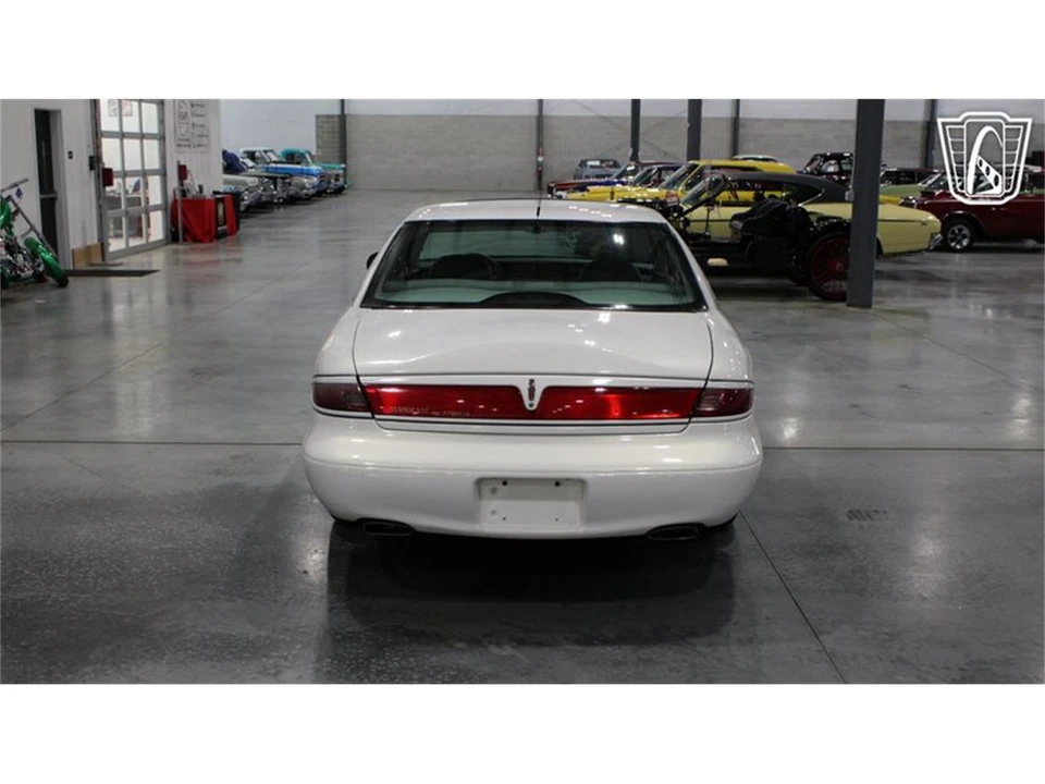 1998 Lincoln Continental Mark VIII - Image 9 of 31