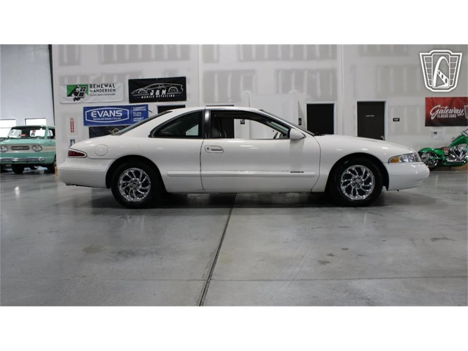 1998 Lincoln Continental Mark VIII - Image 19 of 31