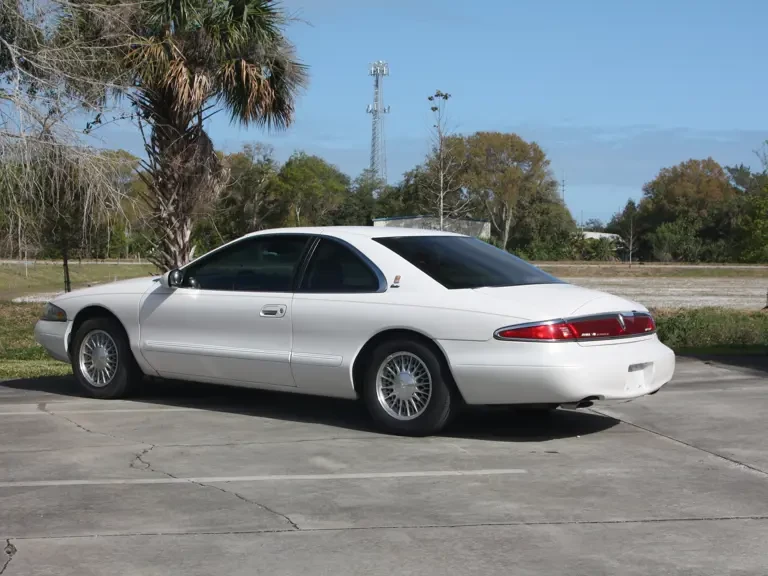 1998 Lincoln Continental Mark VIII - Image 3 of 31