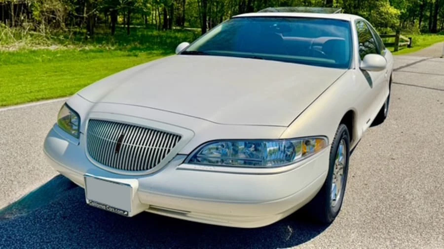 1998 Lincoln Continental Mark VIII - Image 5 of 23