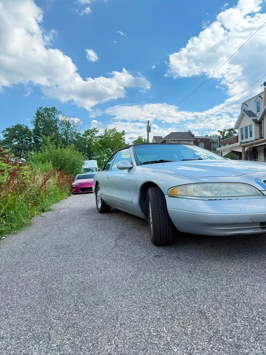1998 Lincoln Continental Mark VIII - Image 3 of 10