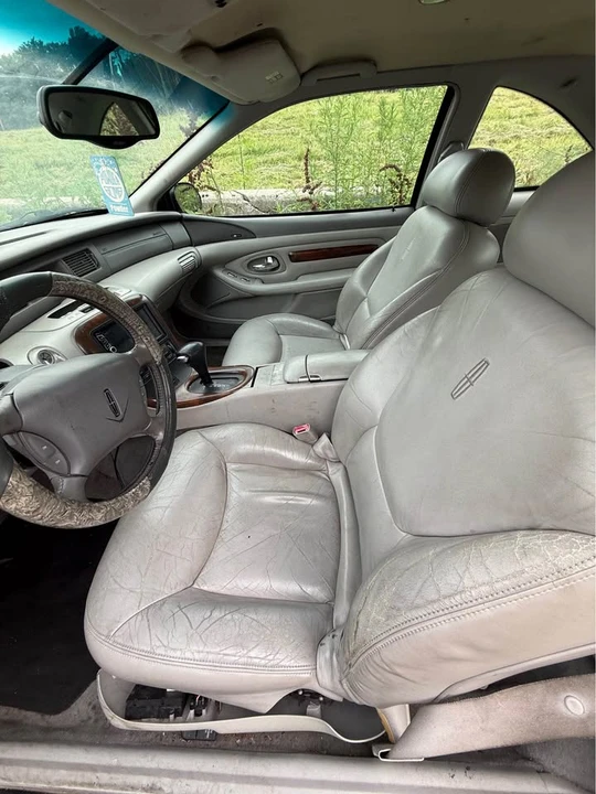 1998 Lincoln Continental Mark VIII - Image 7 of 10