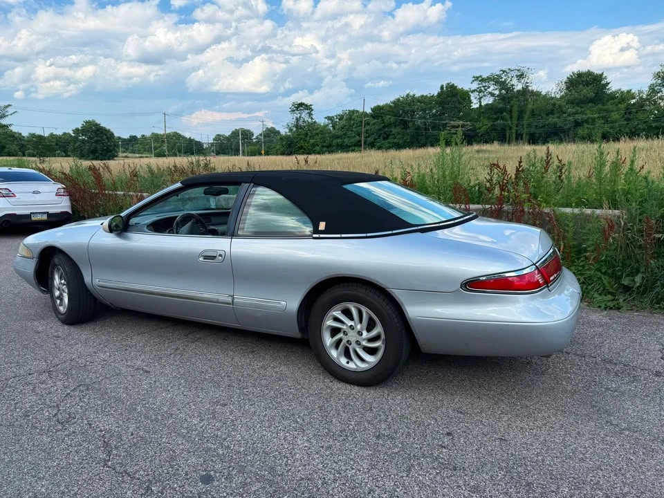 1998 Lincoln Continental Mark VIII - Image 4 of 10