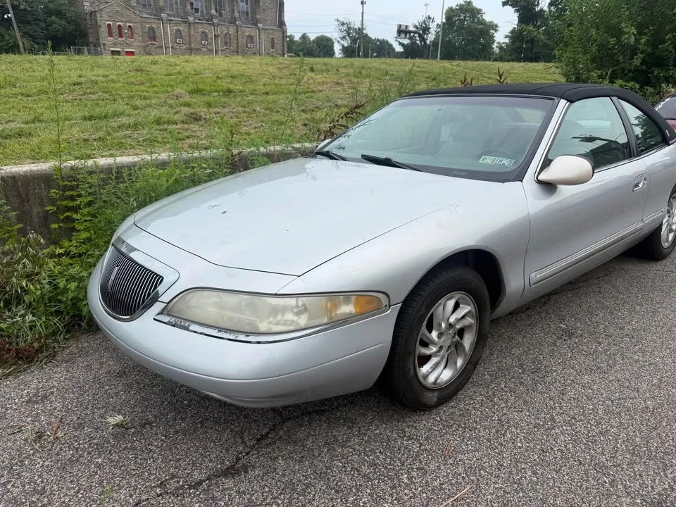 1998 Lincoln Continental Mark VIII - Image 8 of 10