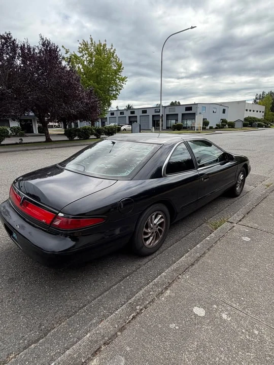 1998 Lincoln Continental Mark VIII - Image 3 of 4