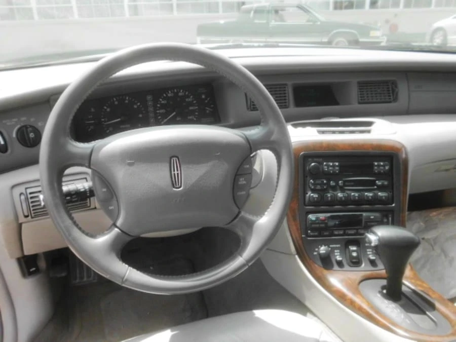 1998 Lincoln Continental Mark VIII - Image 4 of 9