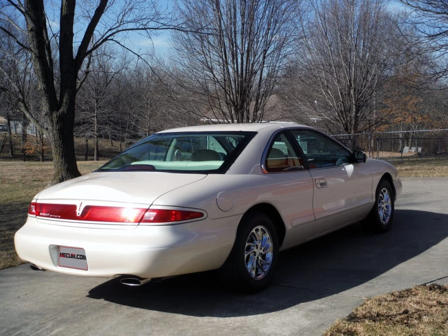1998 Lincoln Continental Mark VIII - Image 2 of 8