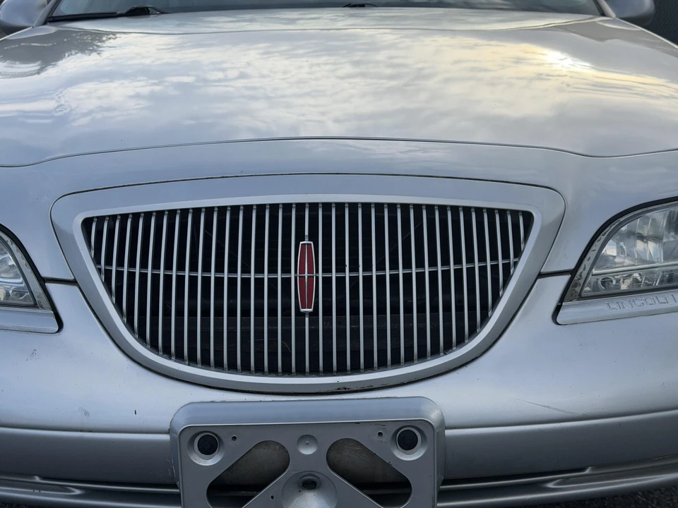 1998 Lincoln Continental Mark VIII - Image 22 of 31