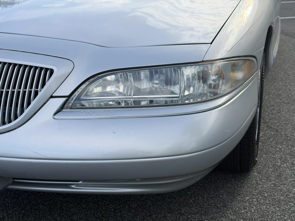 1998 Lincoln Continental Mark VIII - Image 23 of 31