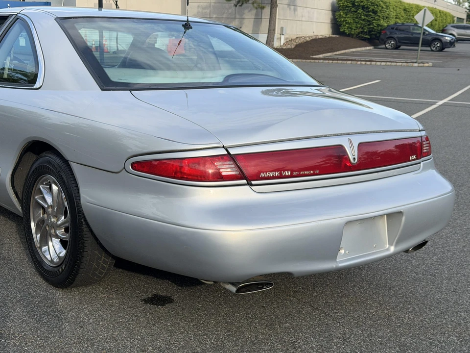 1998 Lincoln Continental Mark VIII - Image 31 of 31